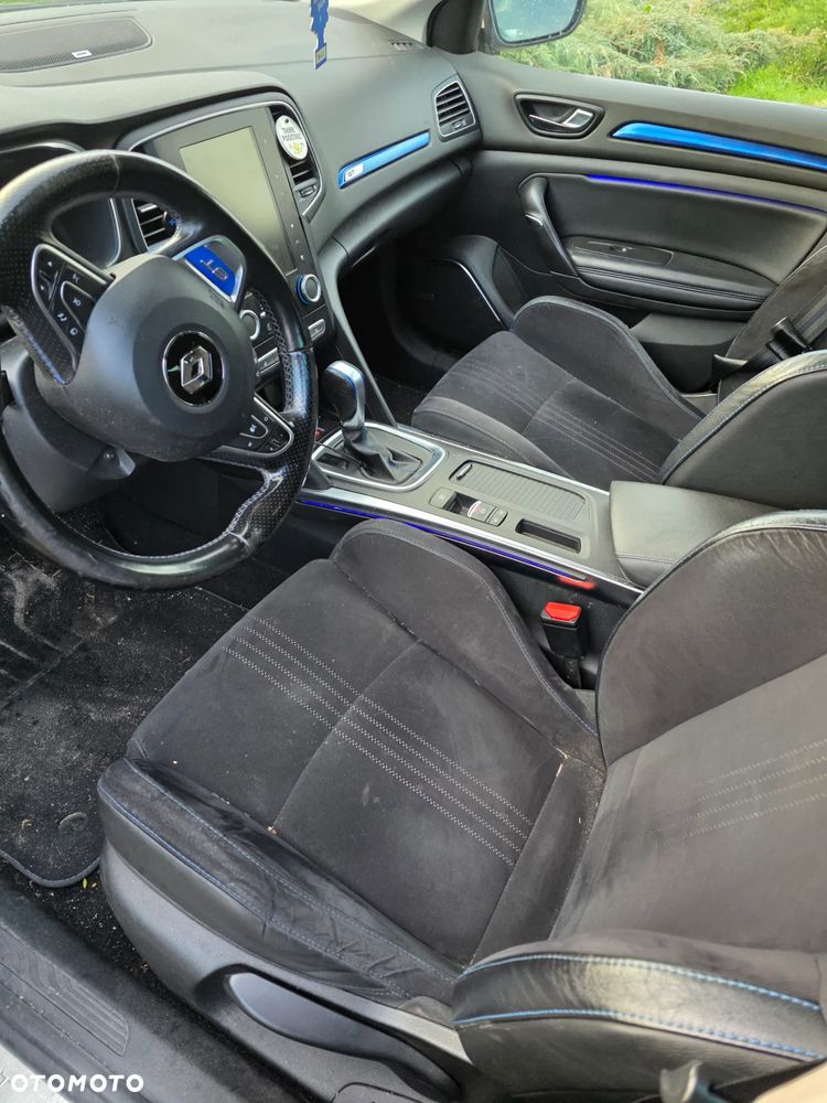 Renault Megane 1.6 dCi GT EDC - 11