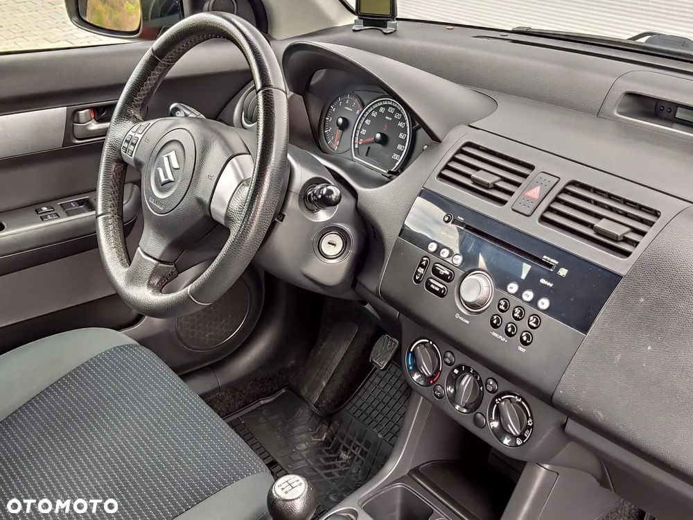 Suzuki Swift 1.3 GLX / Comfort - 12