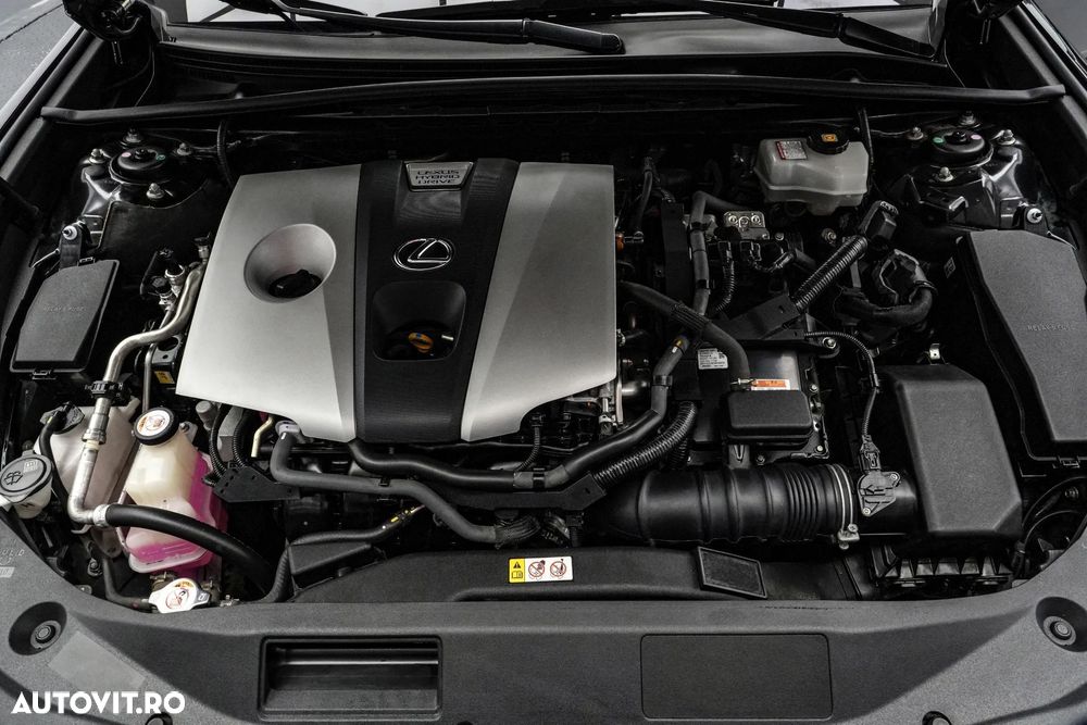 LEXUS ES 2020 — imagine 24