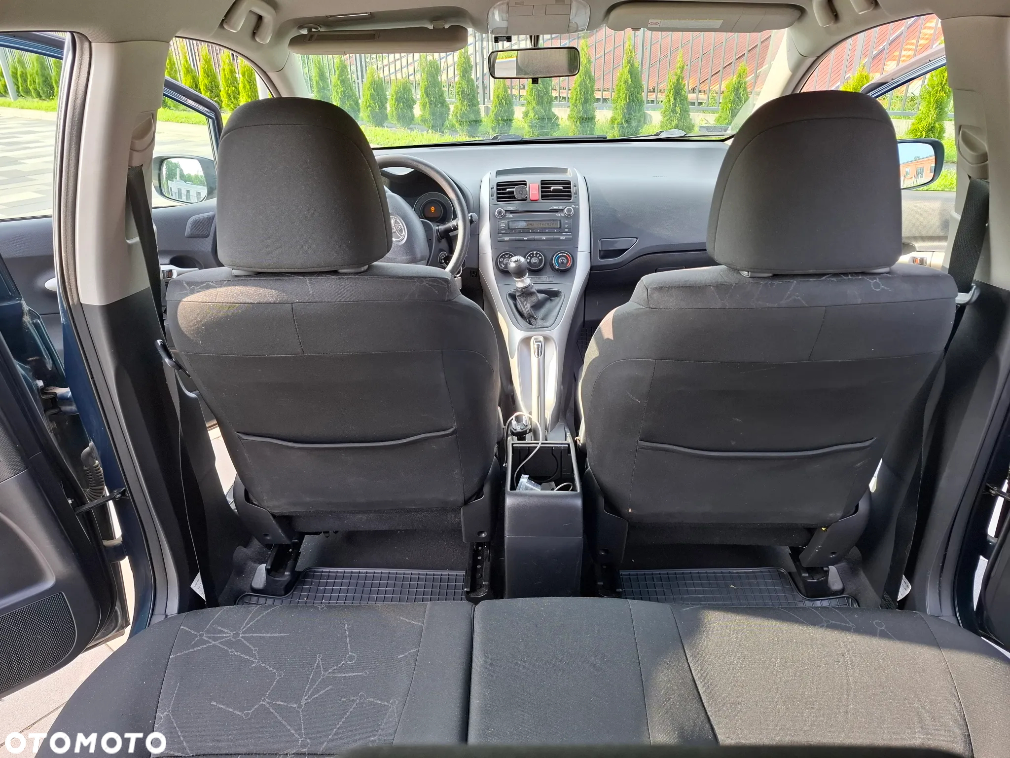 Toyota Auris 1.33 VVT-i Terra - 14