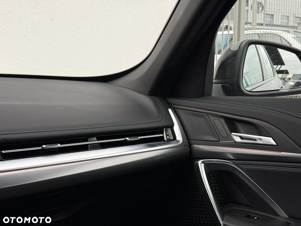 BMW X1 sDrive18i M Sport - 18