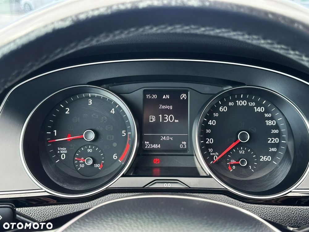 Volkswagen Passat Variant 2.0 TDI BMT Comfortline - 19
