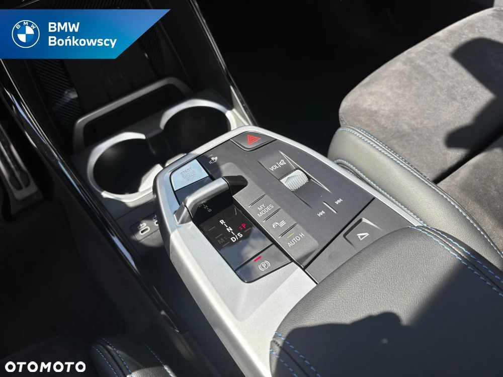 BMW X1 sDrive20i mHEV - 9