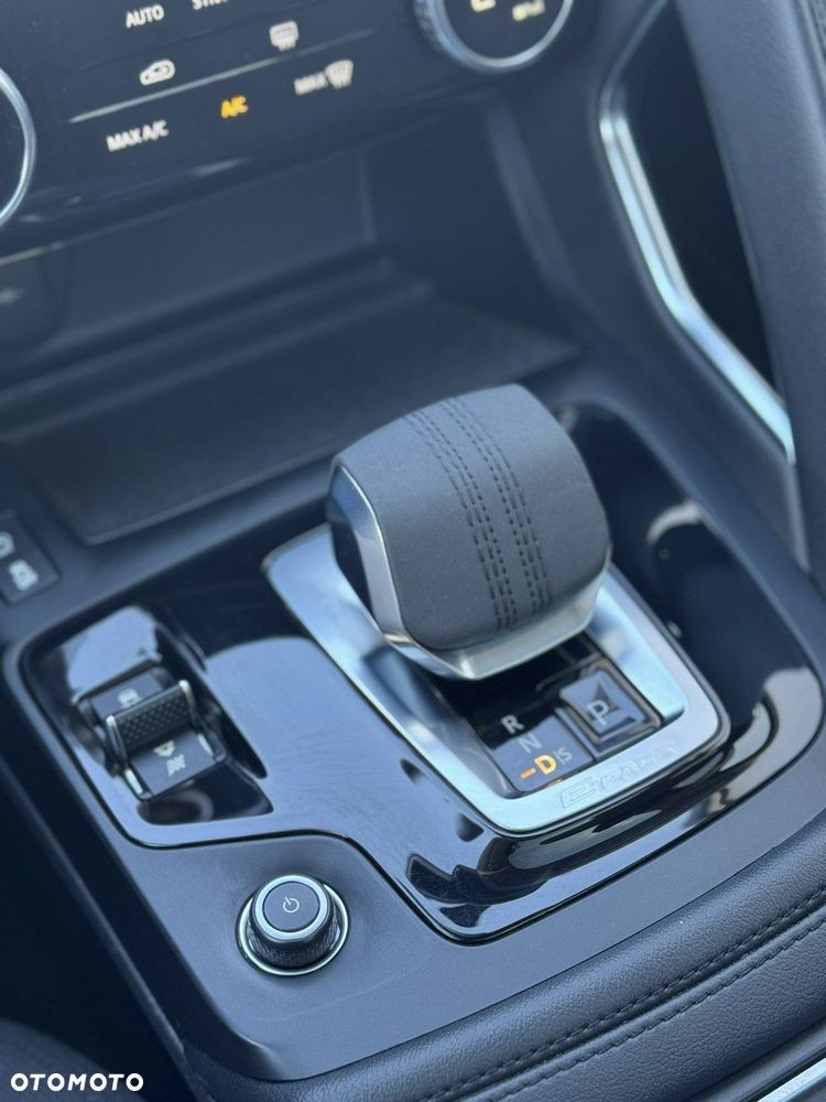 Jaguar E-Pace - 31