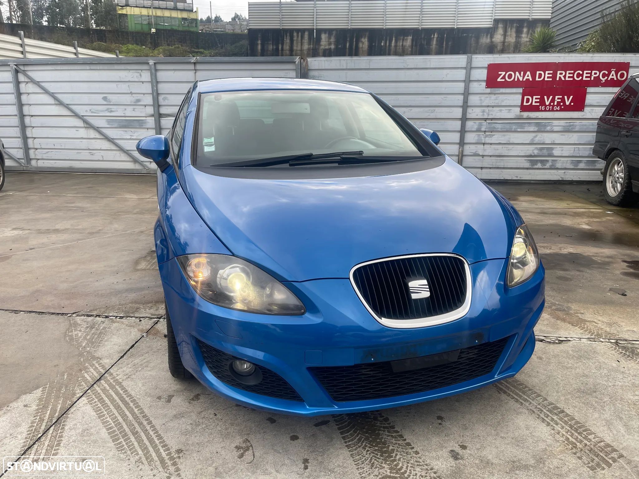 SEAT LEON 1.6 TDI SPORT CAIXA DSG 7 XENON 2012 PARA PEÇAS - 1