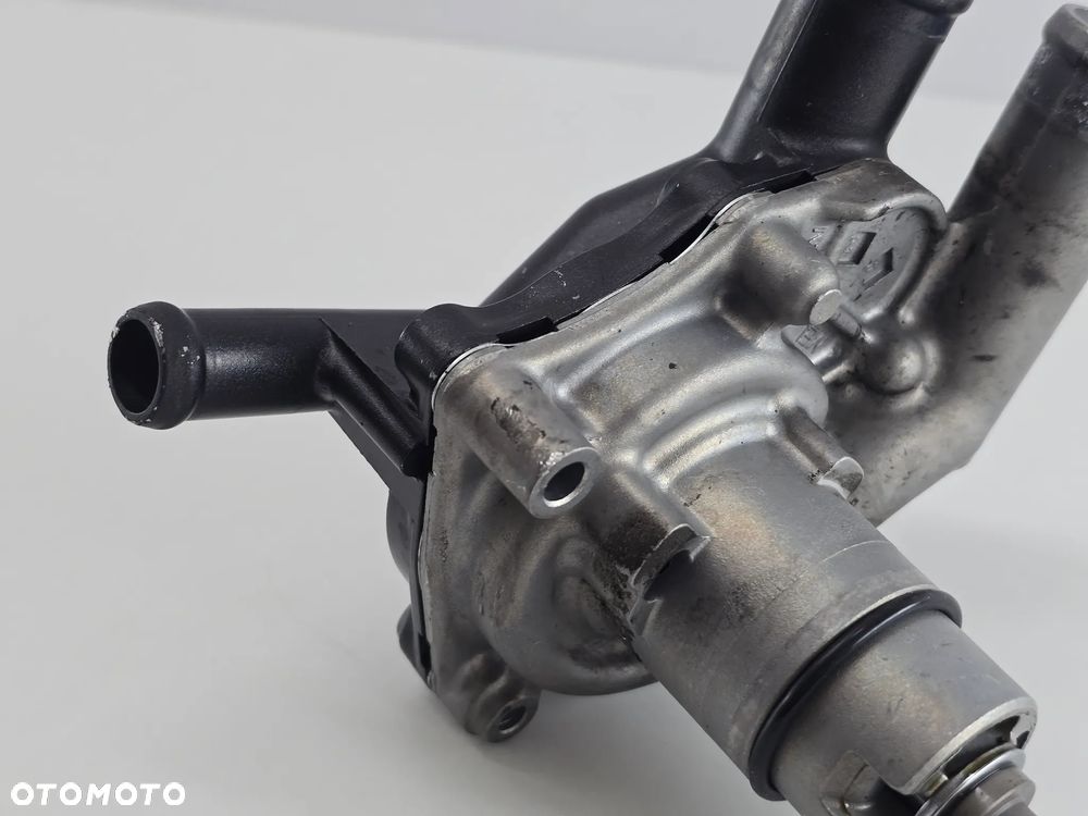 POMPA WODY OBUDOWA  HONDA CB 1000R  SC80 - 8