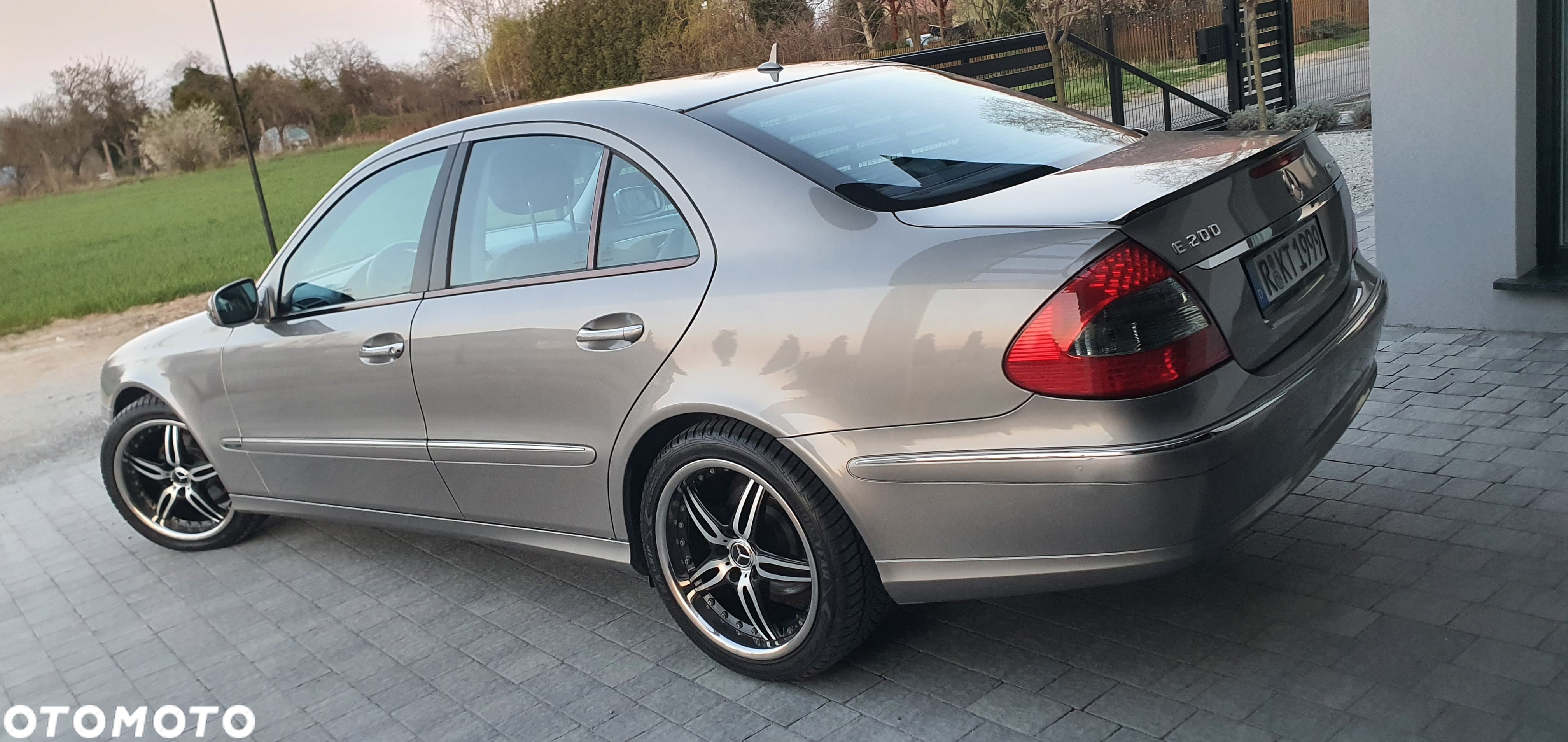 Mercedes-Benz Klasa E - 7