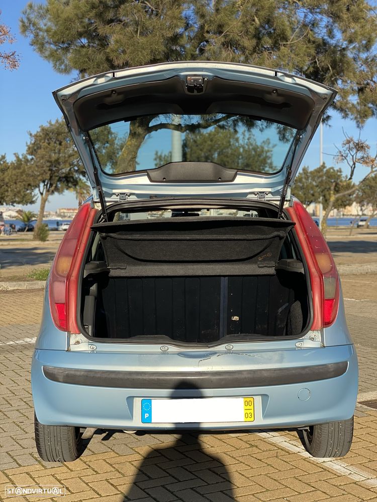 Fiat Punto 1.2 16V HLX - 18