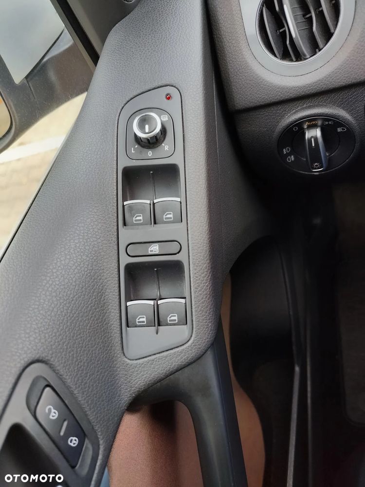Volkswagen Tiguan 1.4 TSI Sport&Style - 12