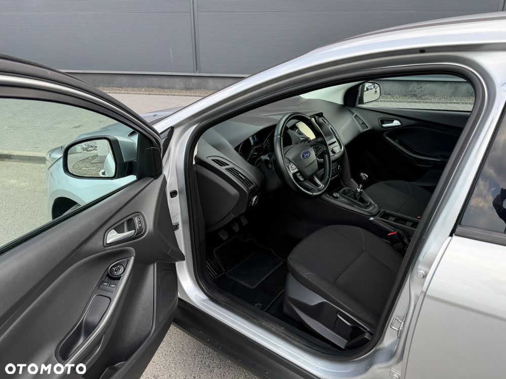 Ford Focus SW 1.5 TDCi Titanium - 6