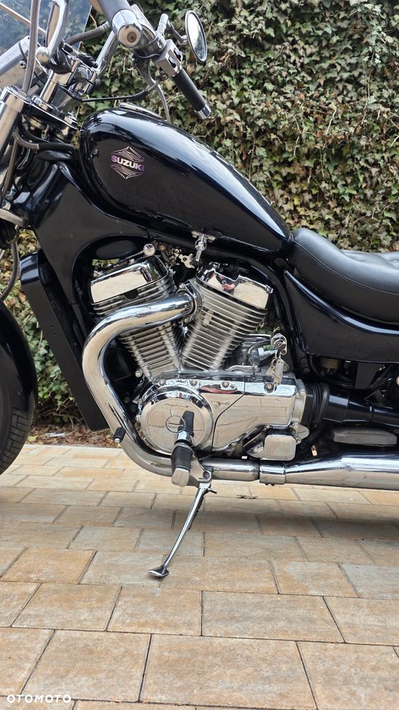 Suzuki Intruder - 15