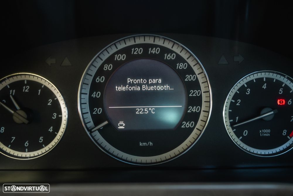 Mercedes-Benz E 200 CGi Elegance BE 165g - 40