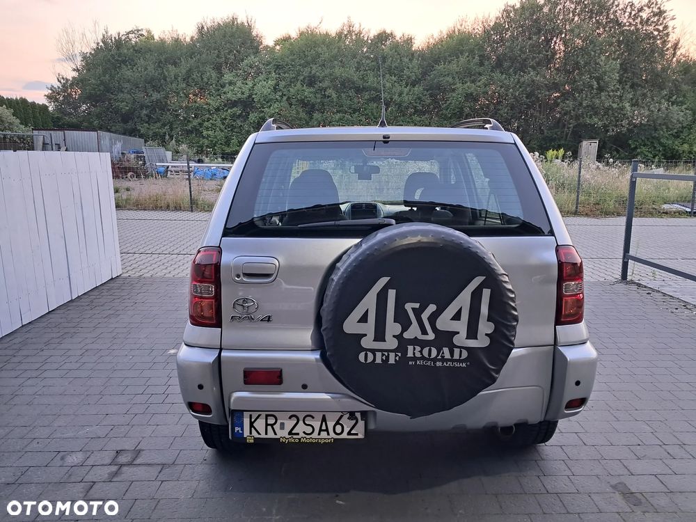 Toyota RAV4 2.0 VVT-i 4x4 - 9