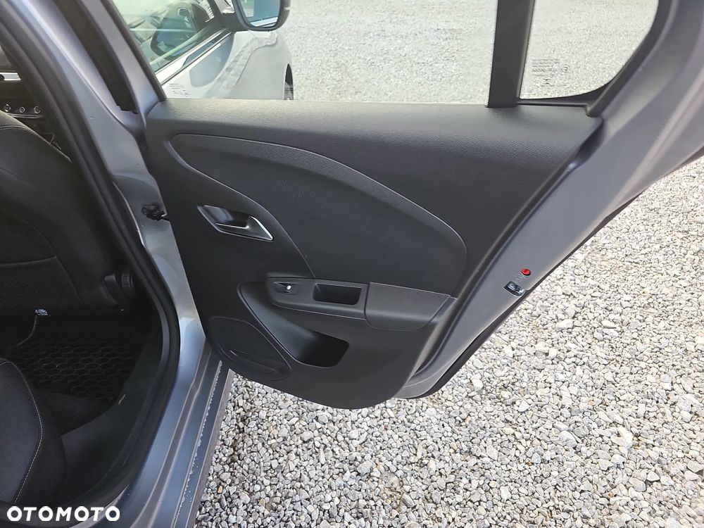 Opel Corsa Color Edition - 24