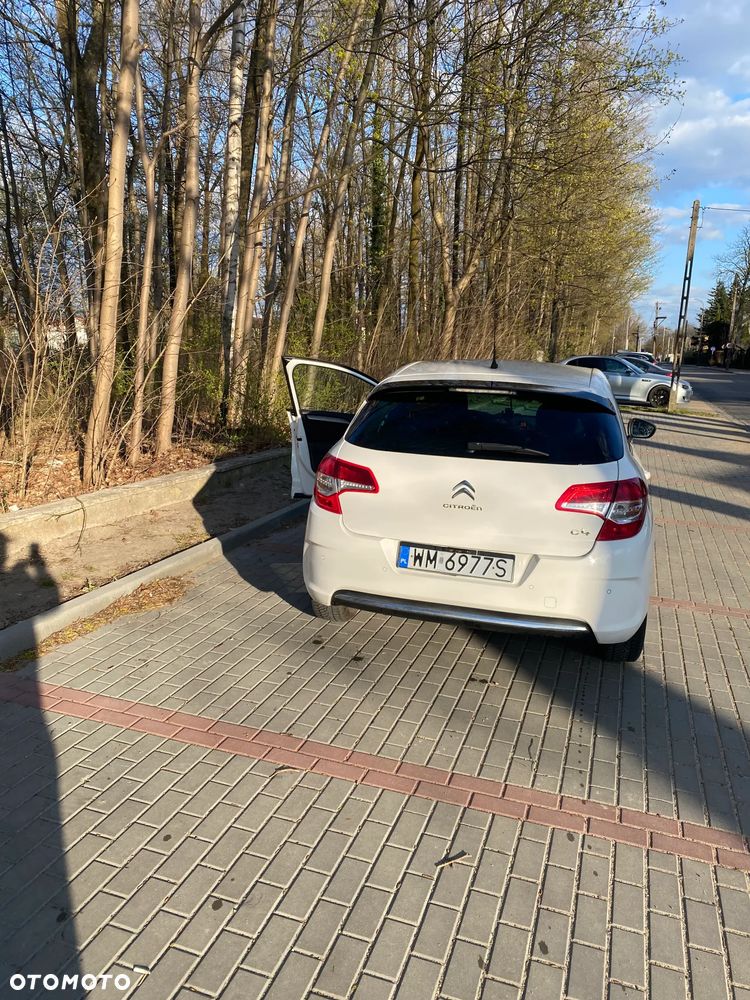 Citroën C4 HDi 90 Attraction - 3