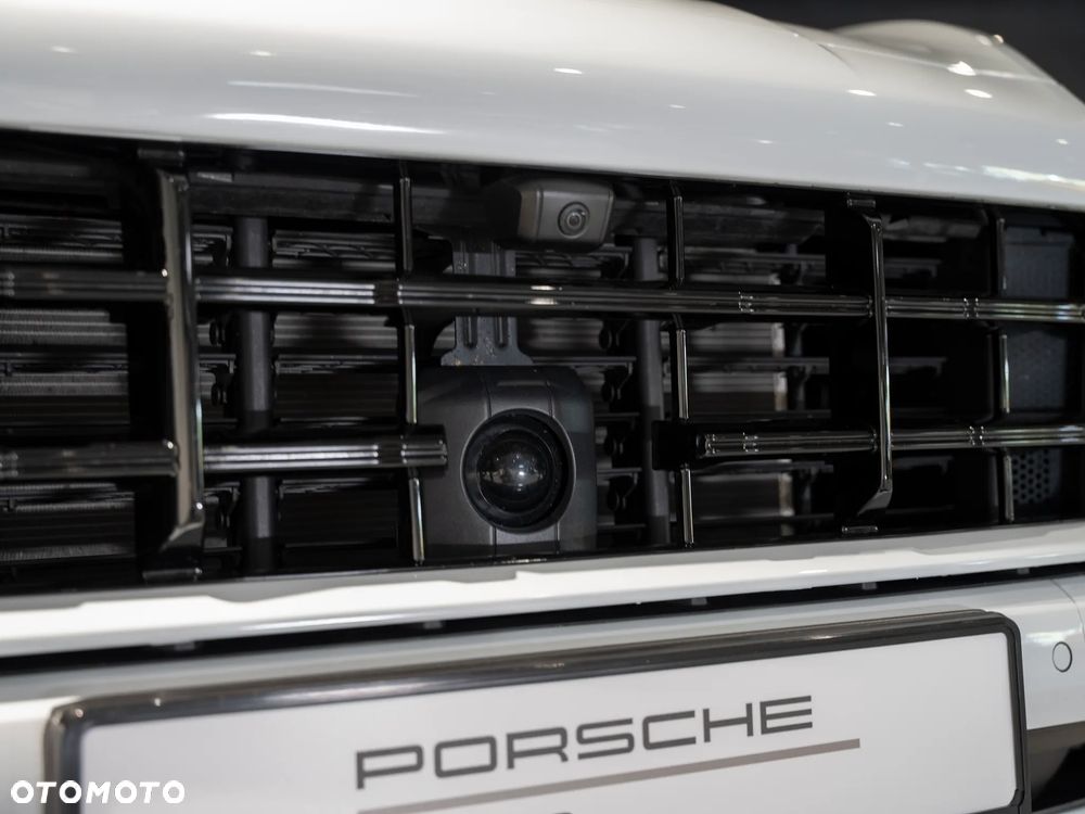 Porsche Cayenne S E-Hybrid PHEV - 17