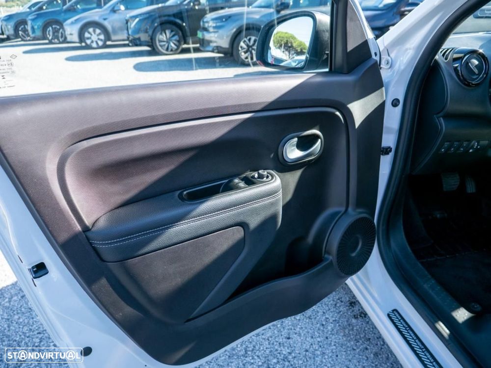 Renault Twingo E-Tech. 22 Urban Night - 24