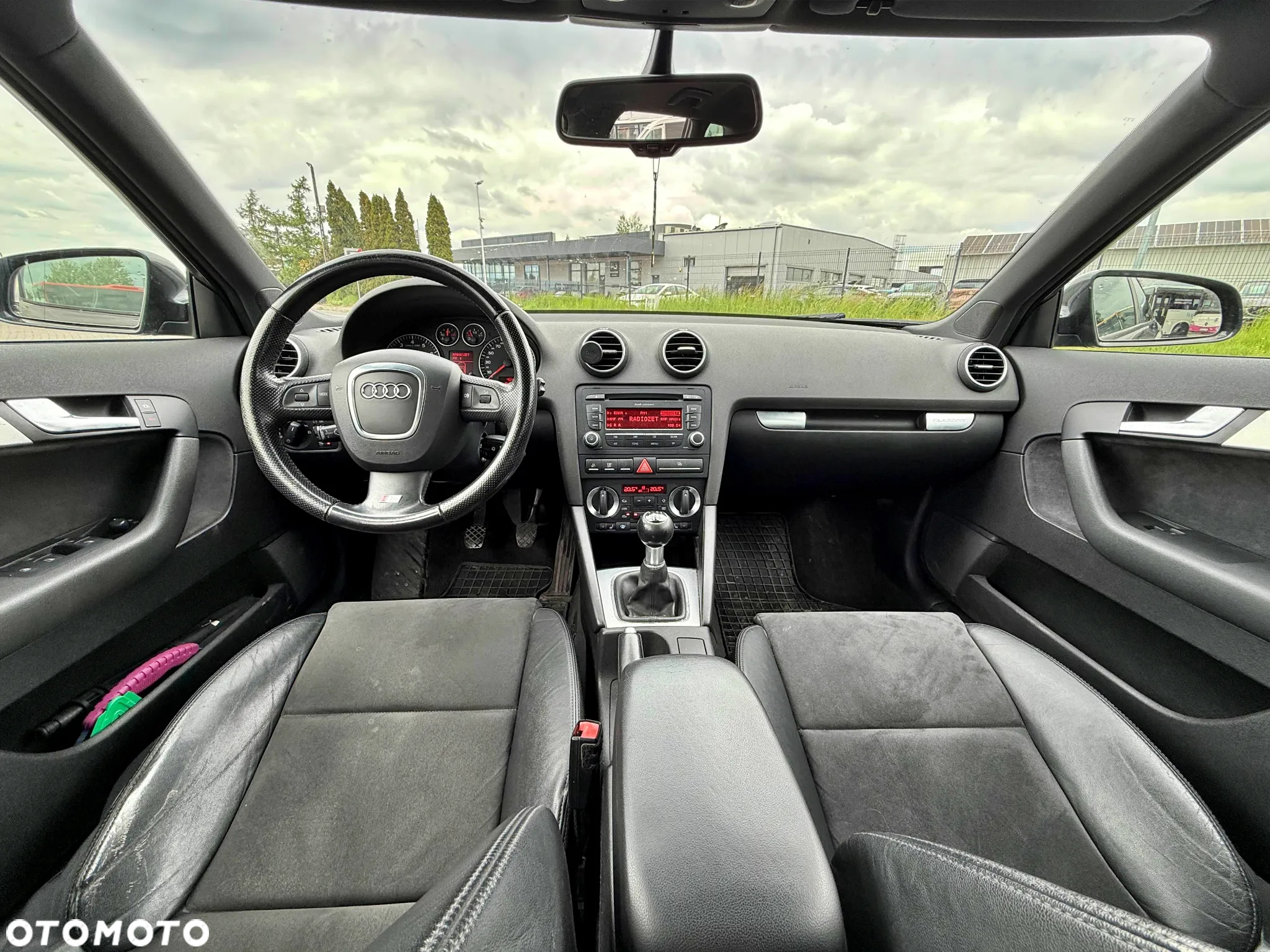 Audi A3 ver-2-0-tfsi-quattro-sportback-ambition - 18