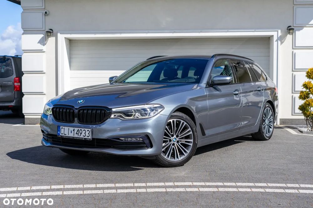 BMW Seria 5 520d M Sport Edition - 9