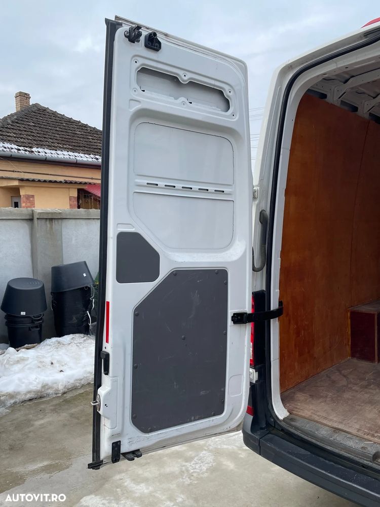 Volkswagen Crafter - 15