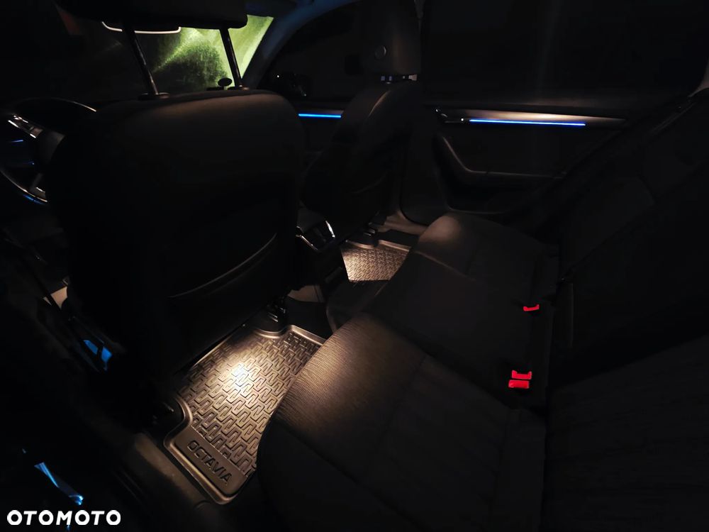 Skoda Octavia 1.5 TSI ACT Style - 8