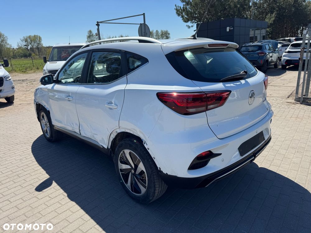 MG ZS Maximal Luxury - 4
