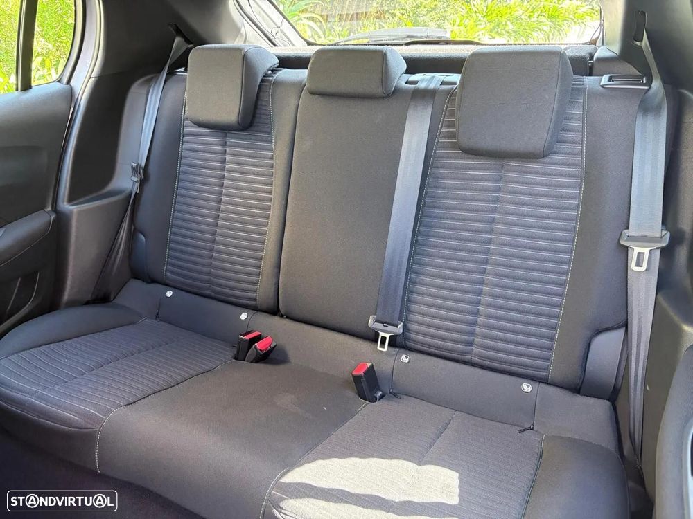 Peugeot 208 1.2 PureTech Active Pack - 52