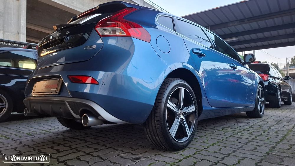 Volvo V40 2.0 D2 R-Design - 18