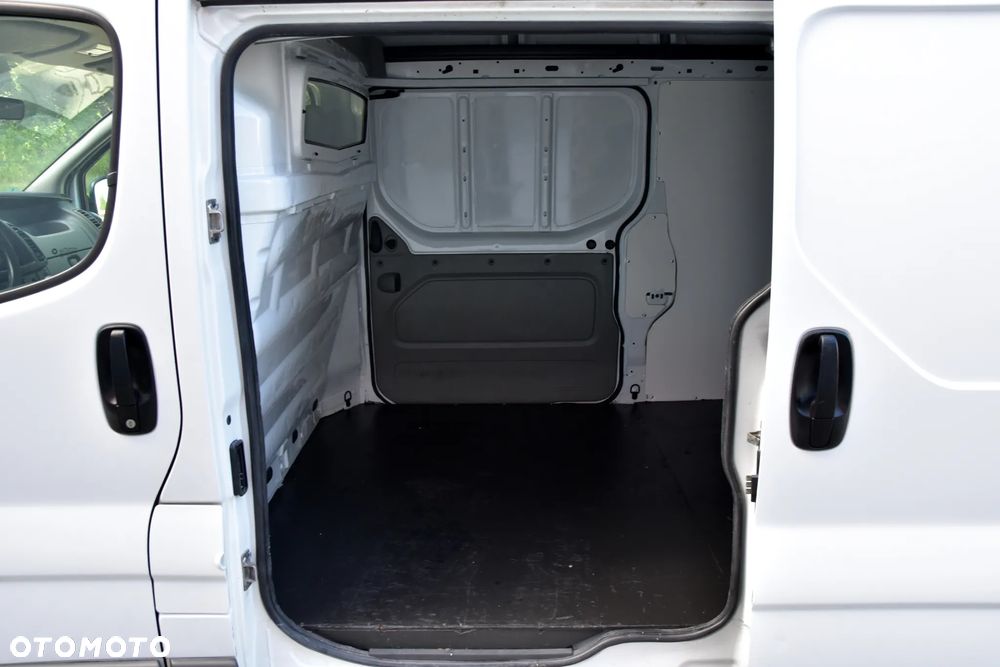 Renault Trafic - 22