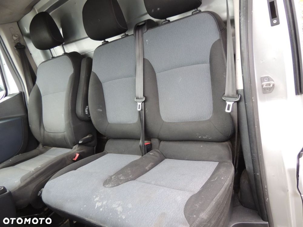 Fotele, kanapy Opel Vivaro B '15 1,6 DCI - 1