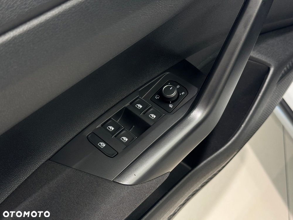 Volkswagen Taigo 1.5 TSI ACT Style DSG - 20