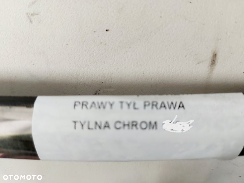 RENAULT CLIO 4 IV LISTWA ZGARNIAJĄCA DRZWI PRAWY TYŁ CHROM - 4