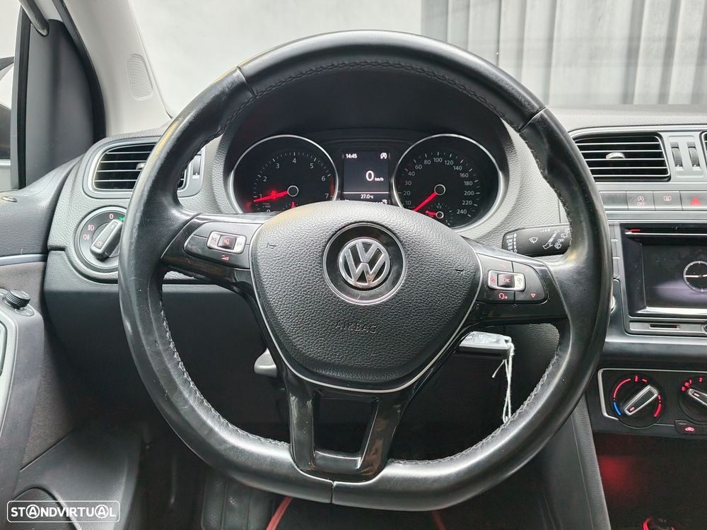 VW Polo 1.0 Confortline - 16
