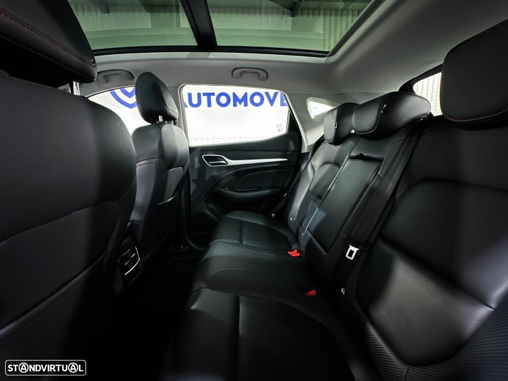 MG ZS EV 72.6 kWh Luxury - 10