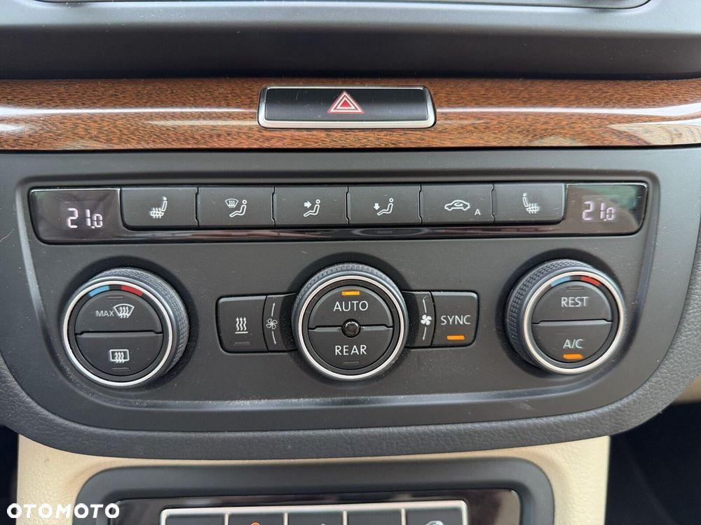 Volkswagen Sharan - 27