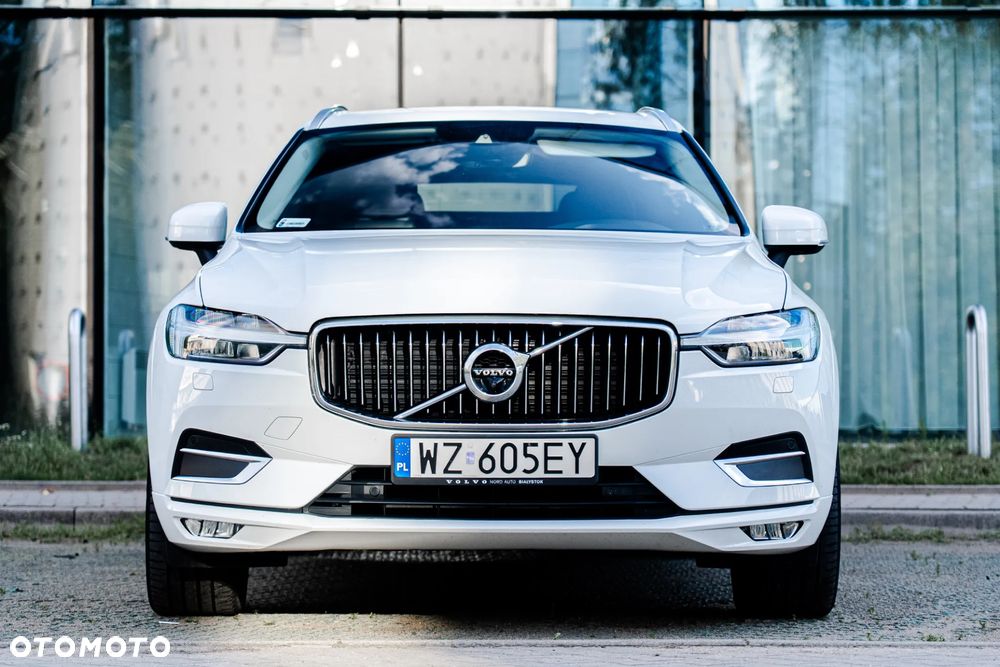 Volvo XC 60 D5 SCR AWD Inscription - 8