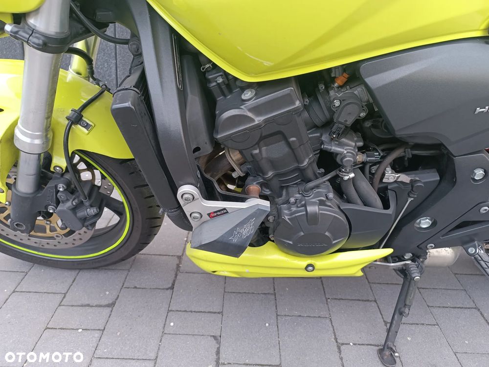 Honda Hornet - 20