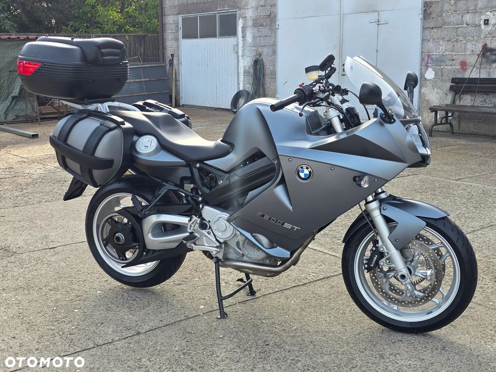 BMW F - 15