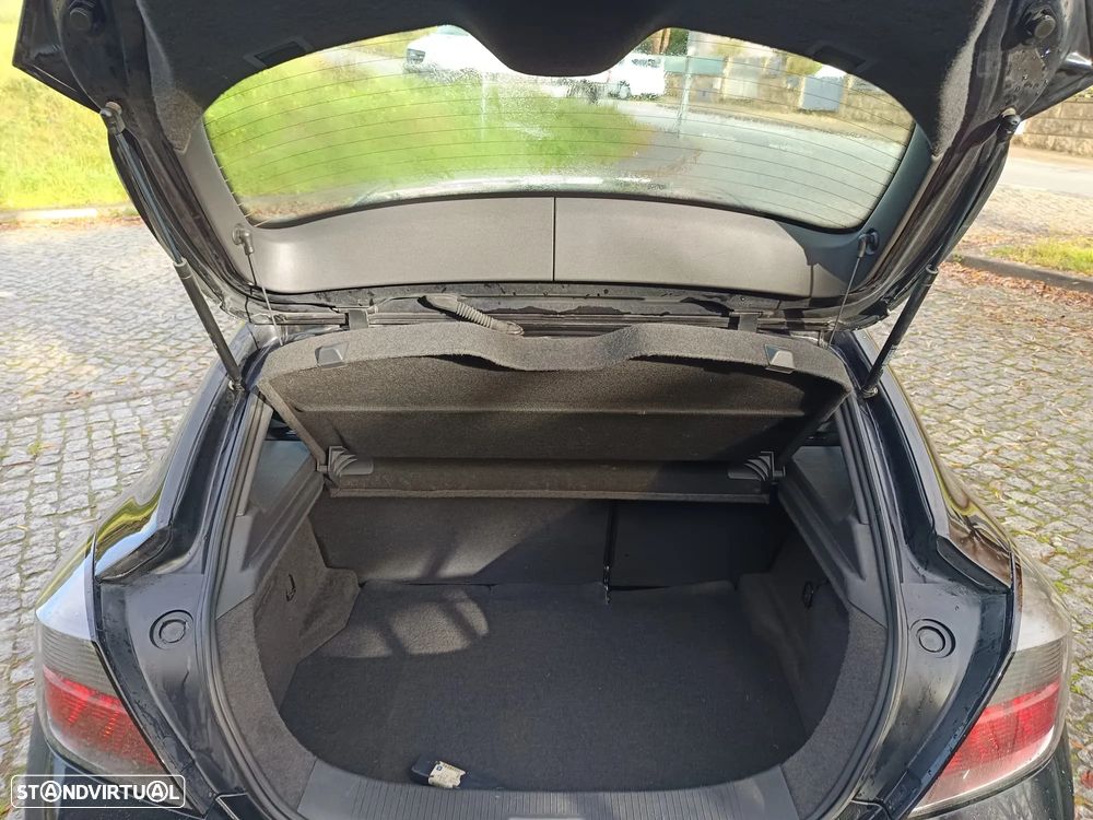 Opel Astra GTC 1.7 CDTI - 12