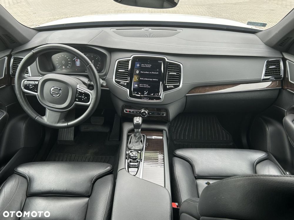 Volvo XC 90 - 33