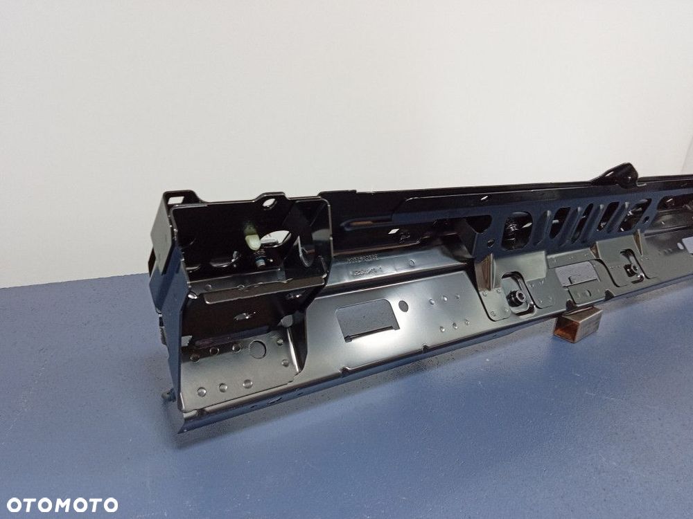 BMW X5 G05 UCHWYTY BELKA ISOFIX KANAPY TYŁ - 6