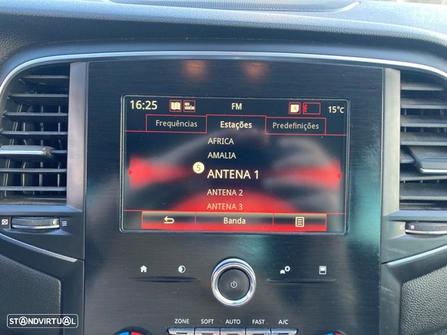 Renault Mégane Sport Tourer 1.5 Blue dCi Business - 20