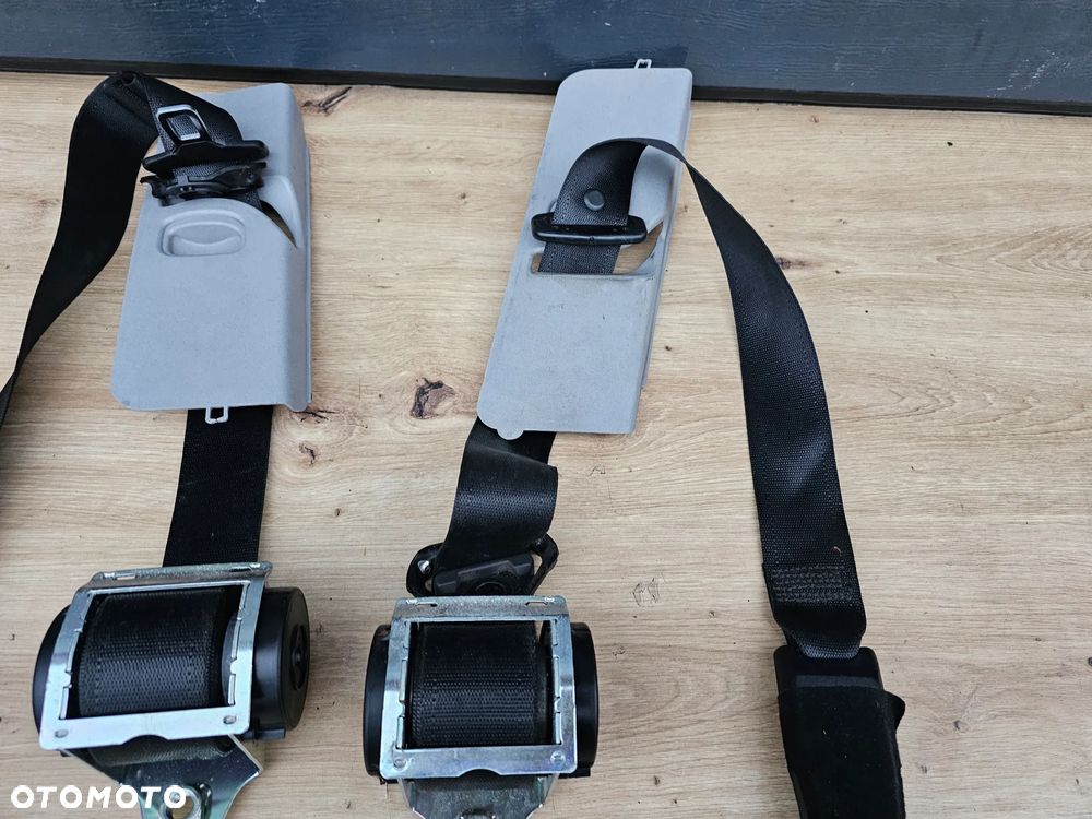 PASY DOPINACZE NAPINACZE PRZÓD OPEL CORSA D KOMPLET DWIE KOŚCI 13225285 13225286 - 6