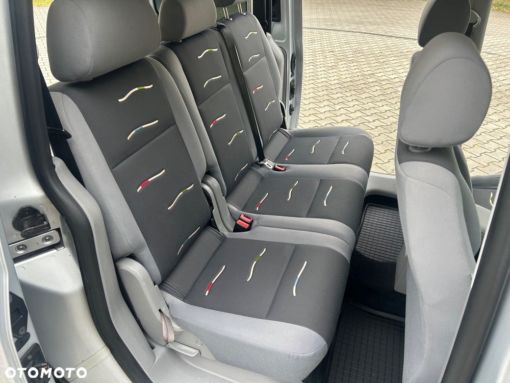 Volkswagen Caddy - 22