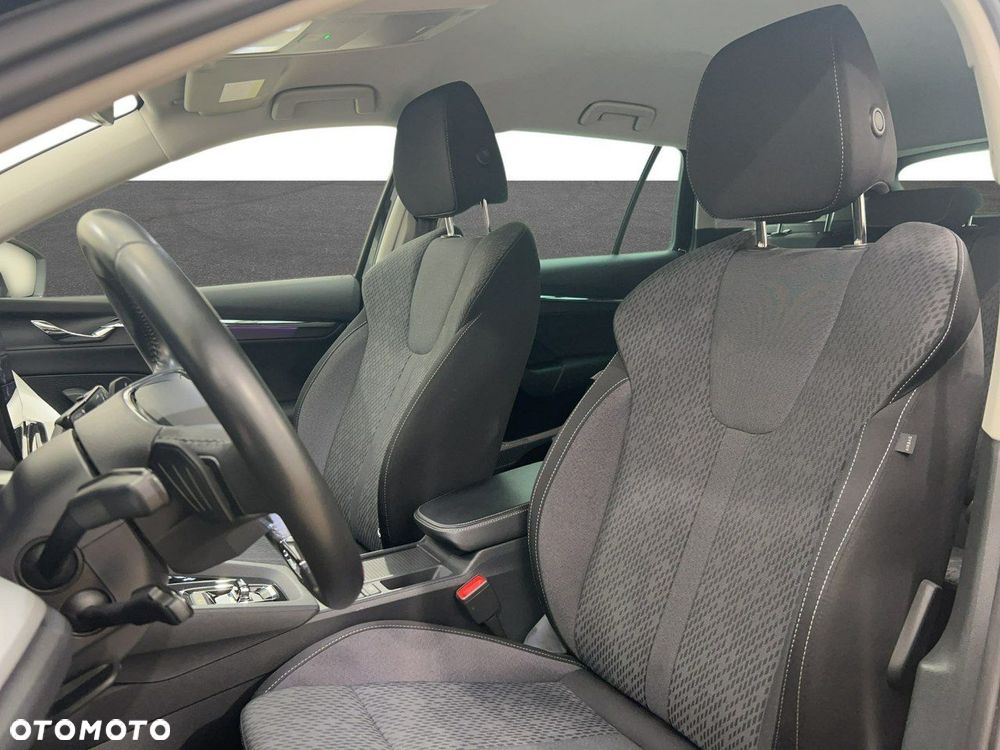 Skoda Octavia 1.5 TSI e-Tec Ambition DSG - 10