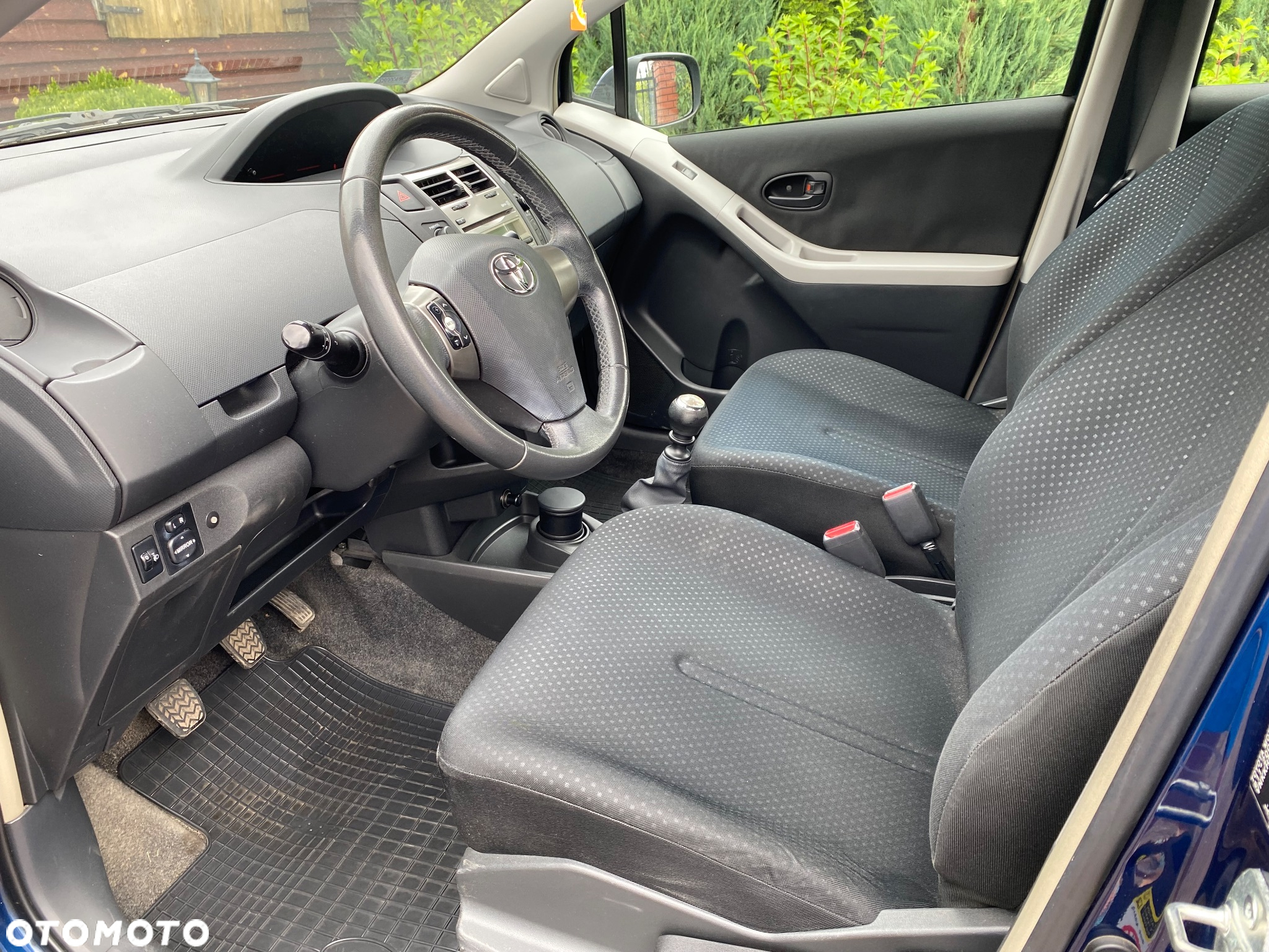 Toyota Yaris 1.33 2010 - 12