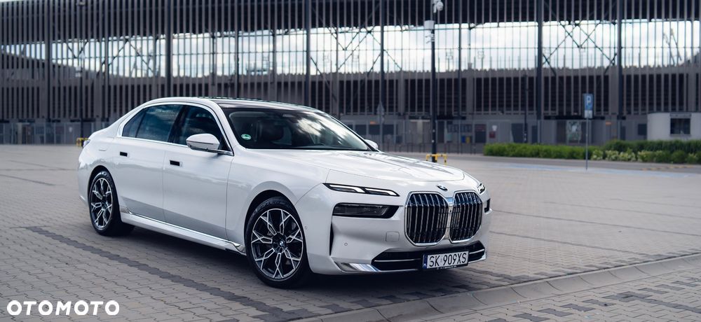 BMW Seria 7 730d xDrive mHEV - 2