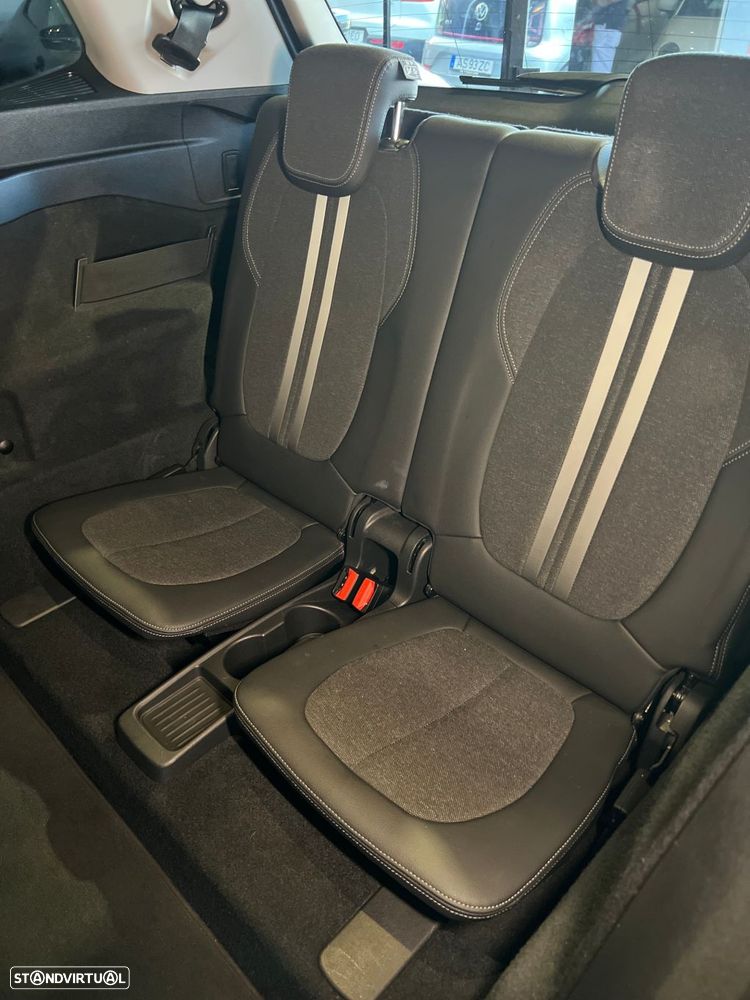 BMW 216 Gran Tourer d 7L Line Sport Auto - 47