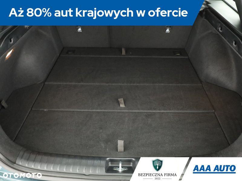 Kia Ceed - 10