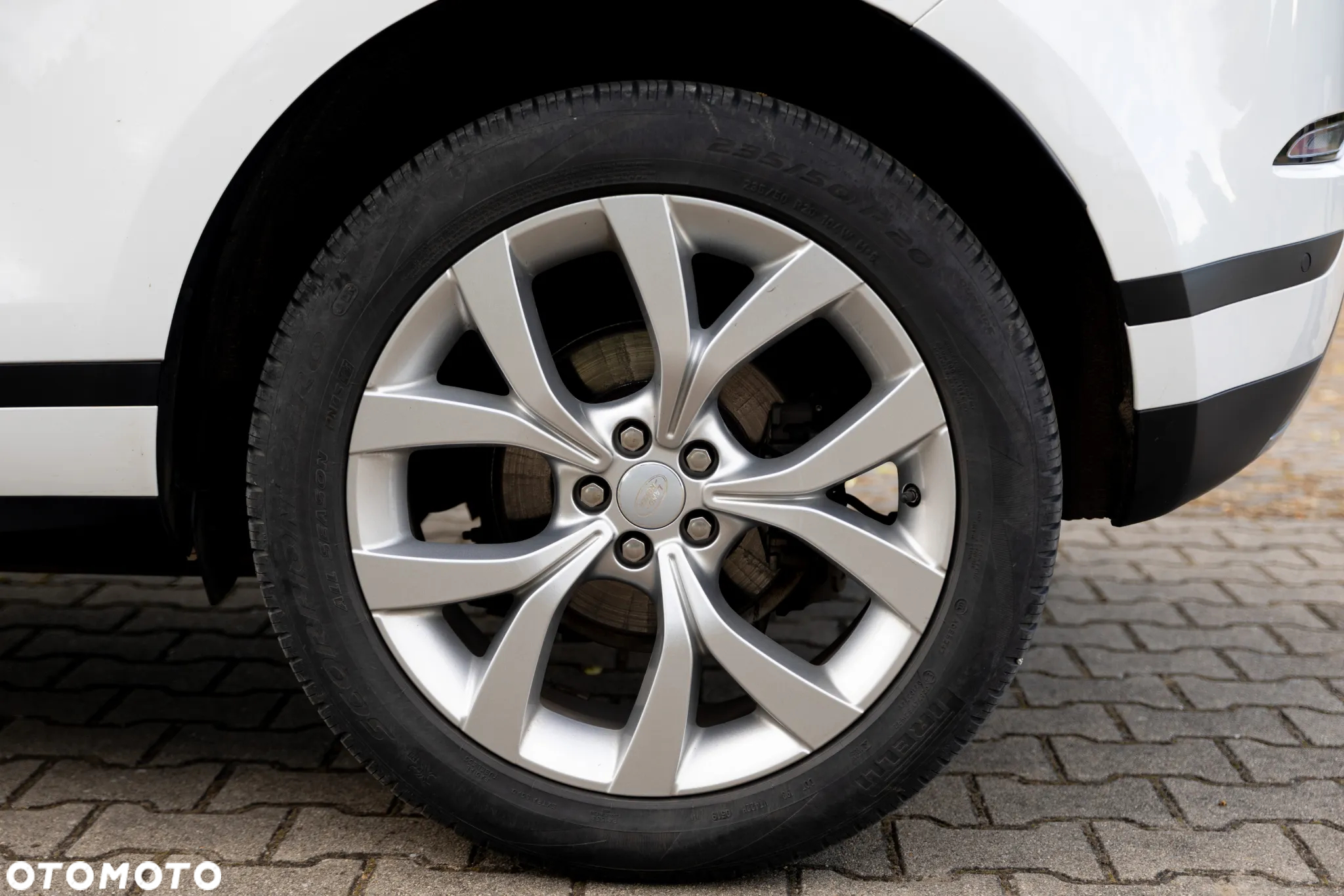 Land Rover Range Rover Evoque - 8